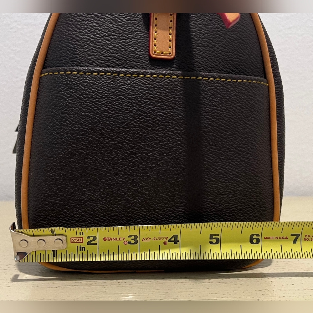 Dooney & Bourke Wexford Leather Olivia Satchel/Shoulder Bag NWT - Picture 8 of 14